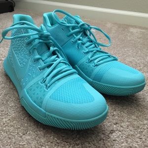 Teal Kyrie 3 Tiffany